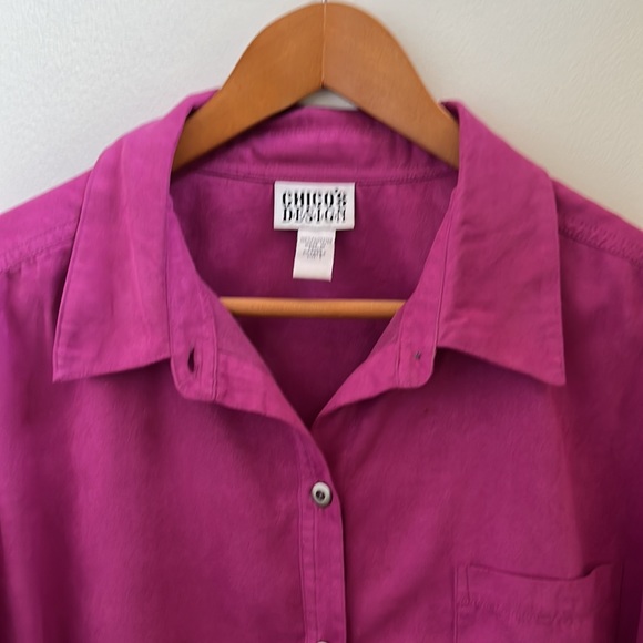 Chico’s Fuchsia Color Faux Suede Blouse Size 3 - Picture 2 of 4